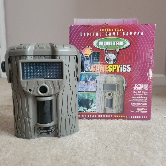 Moultrie GameSpy i65 Digital Game Camera - Picture 1 of 5